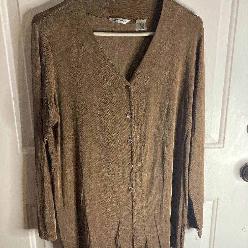 Laura Ashley brown button Top*